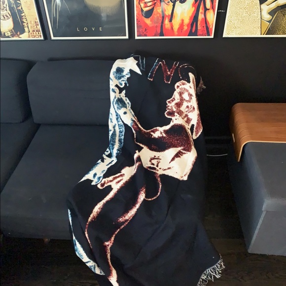🚫SOLD🚫: Custom Vivienne Westwood blanket - Picture 2 of 8
